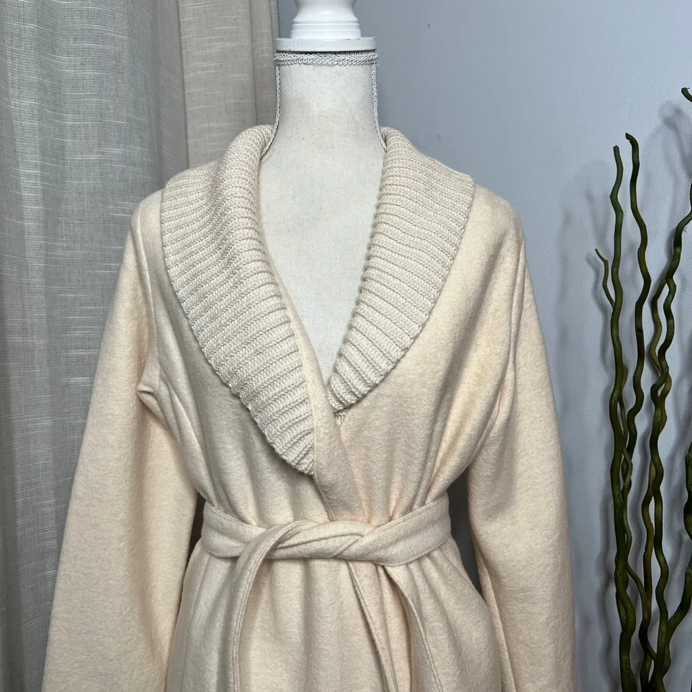 Banana Republic Wool Coat Jacket Wrap Shawl Belted Cream Ivory Womens Size Small